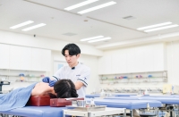 鍼灸学科トレーナー・鍼灸コース