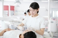 昼間 男女 ８６名