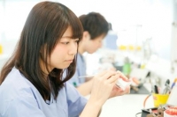 横浜歯科医療専門学校