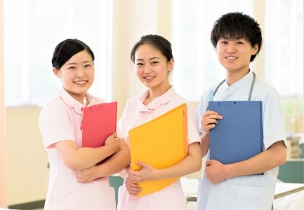 東群馬看護専門学校TOP(倍率)