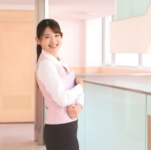 京都栄養医療専門学校TOP(倍率)