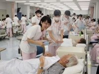 足利大学　看護学部