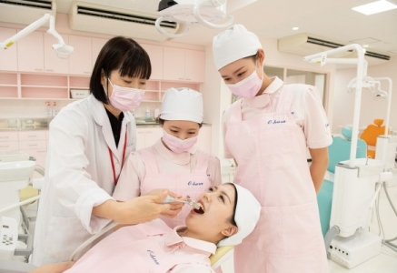 京都歯科衛生学院専門学校TOP(倍率)